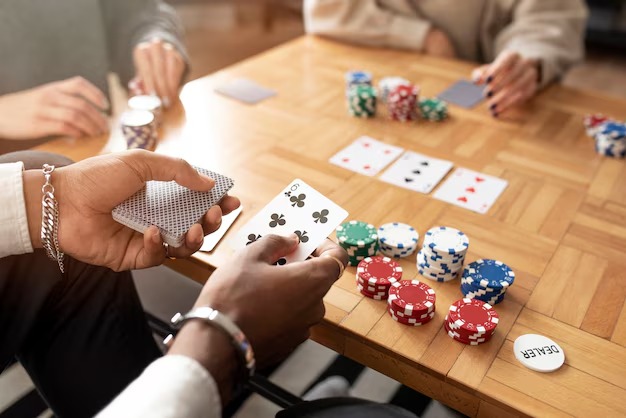Live Qiu Qiu dealer table on gacor 305 mobile app